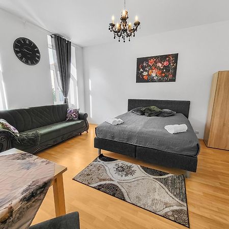 Elegant Three-Bedroom Suite Viena Exterior foto