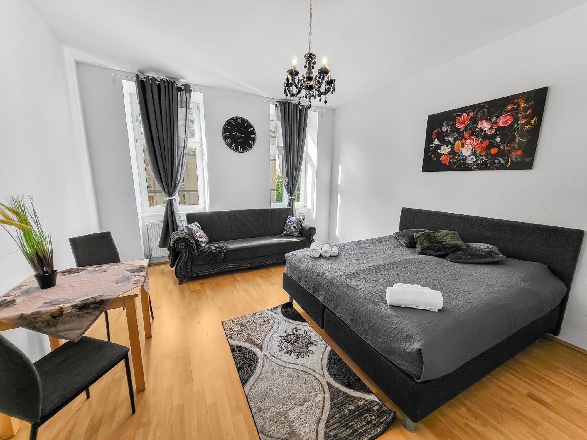 Elegant Three-Bedroom Suite Viena Exterior foto