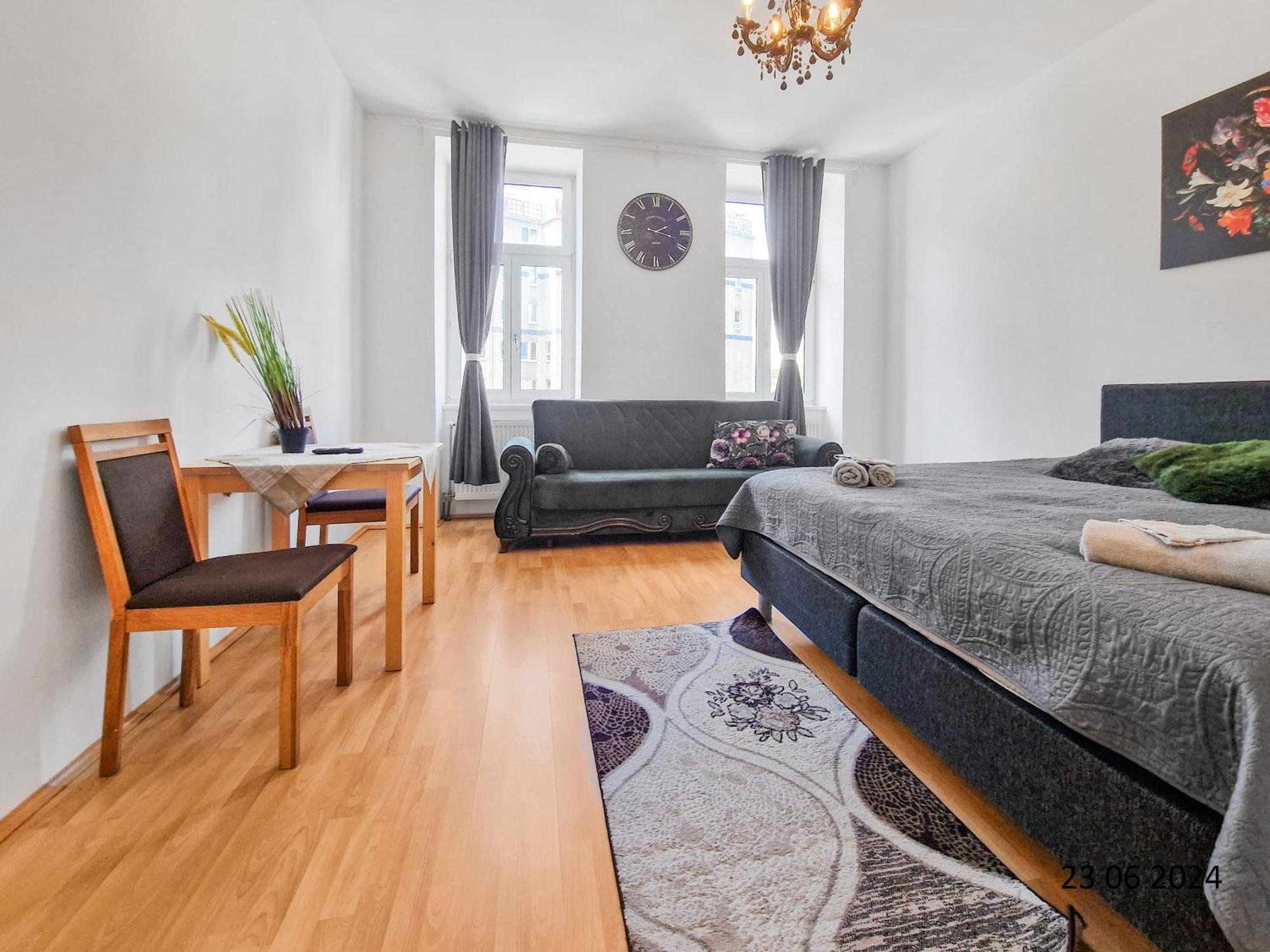 Elegant Three-Bedroom Suite Viena Exterior foto